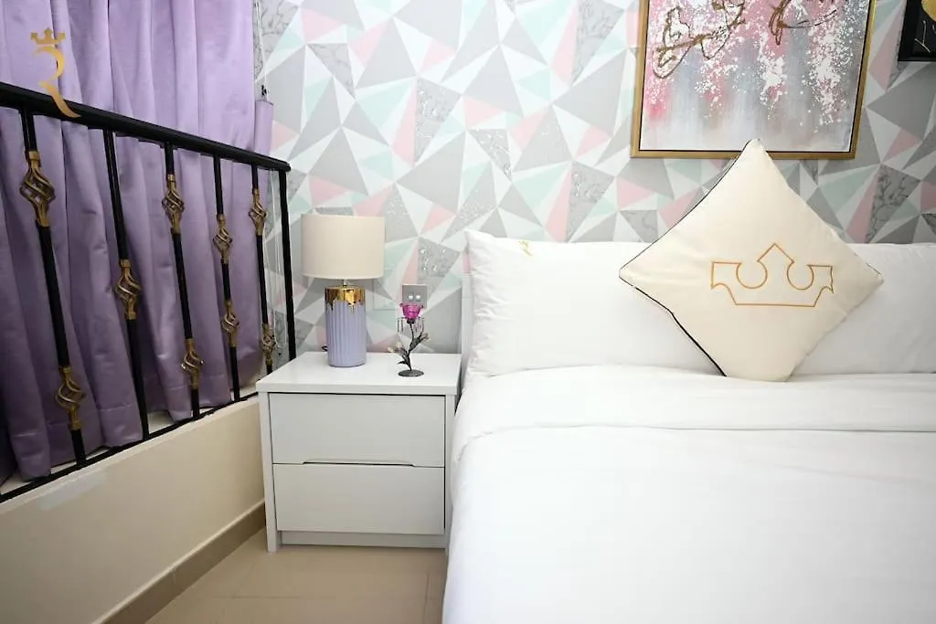 Queen Studio-City Of Lights In Al Reem Abu Dabi 0*,  Birleşik Arap Emirlikleri